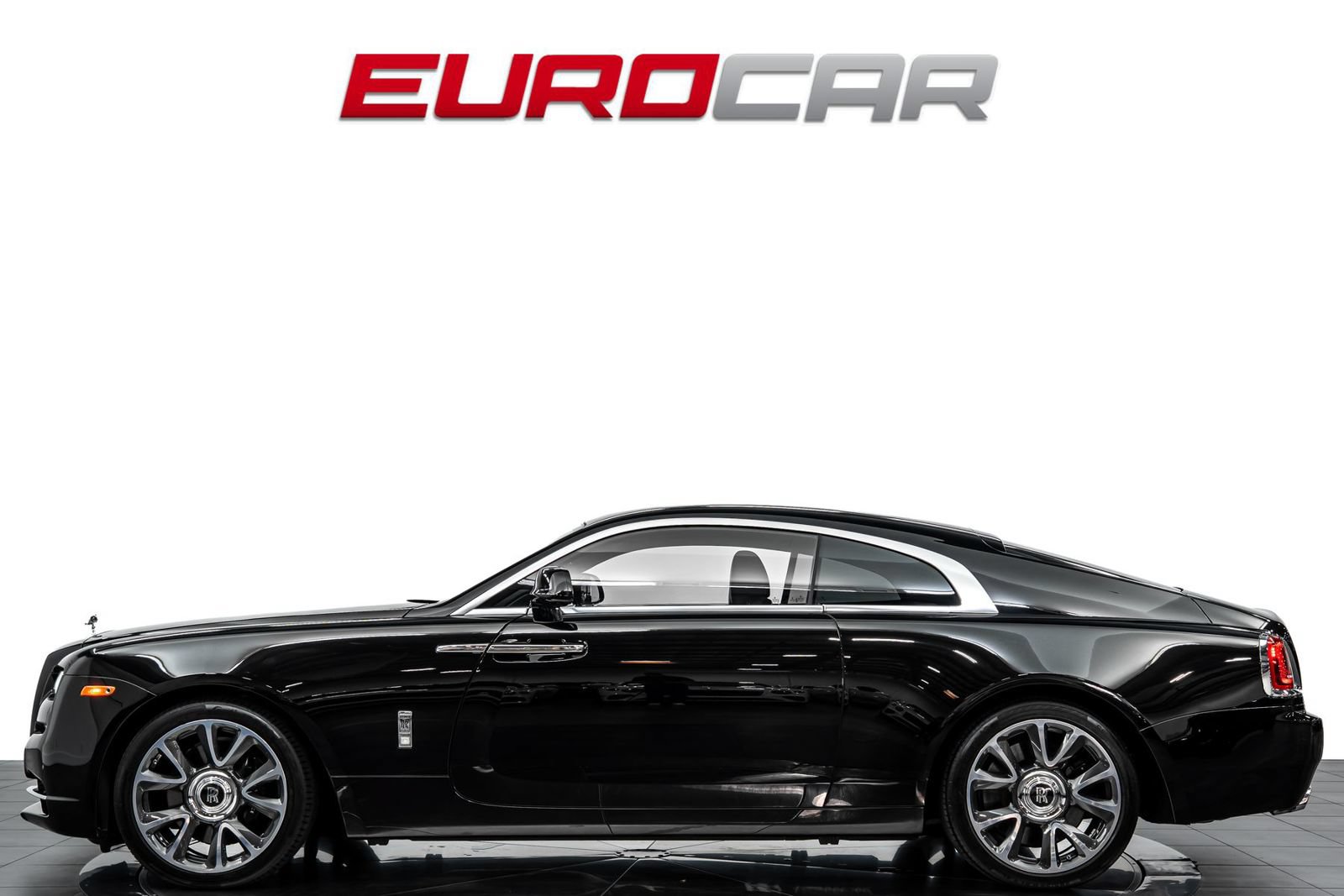 Used 2019 Rolls-Royce Wraith RWD image 2