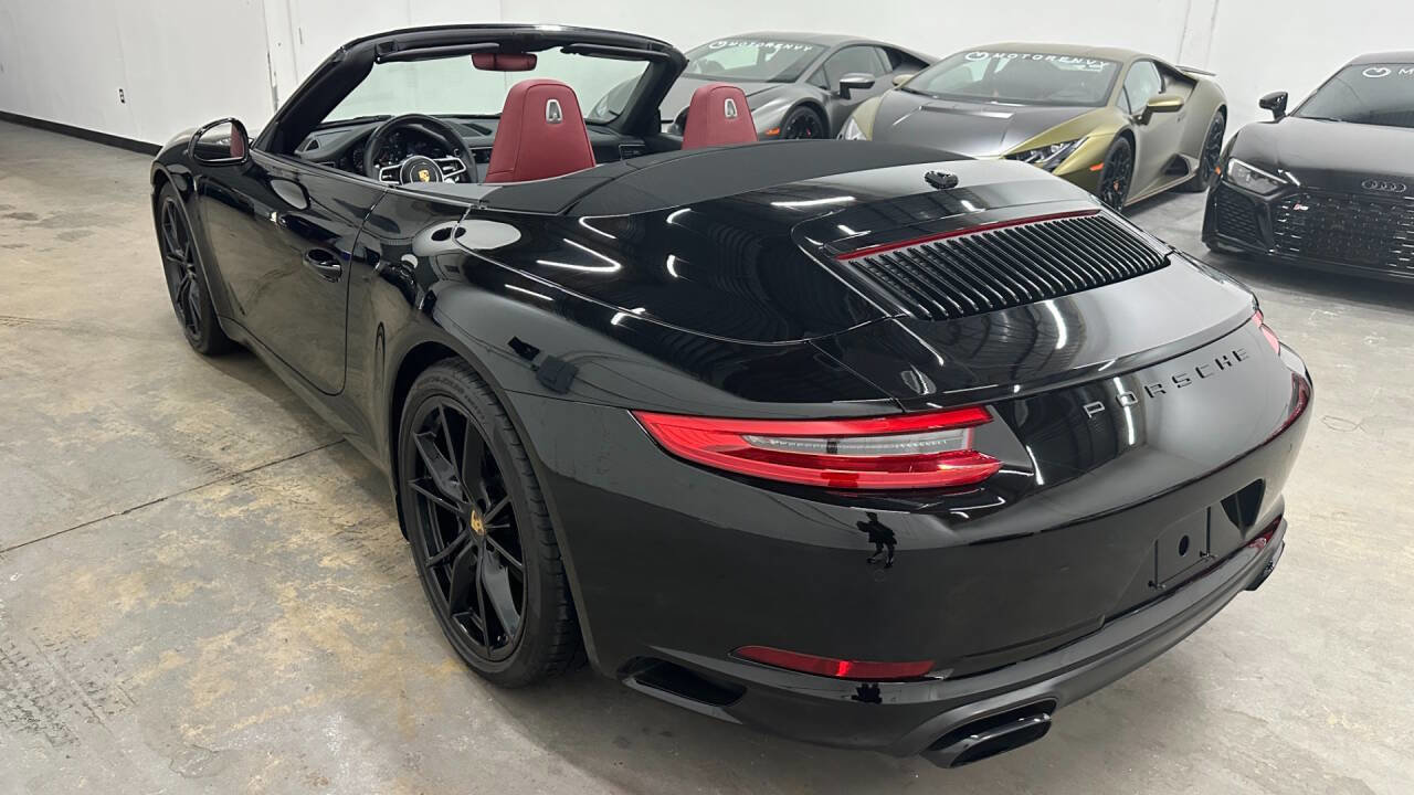 Used 2018 Porsche 911 Carrera image 14
