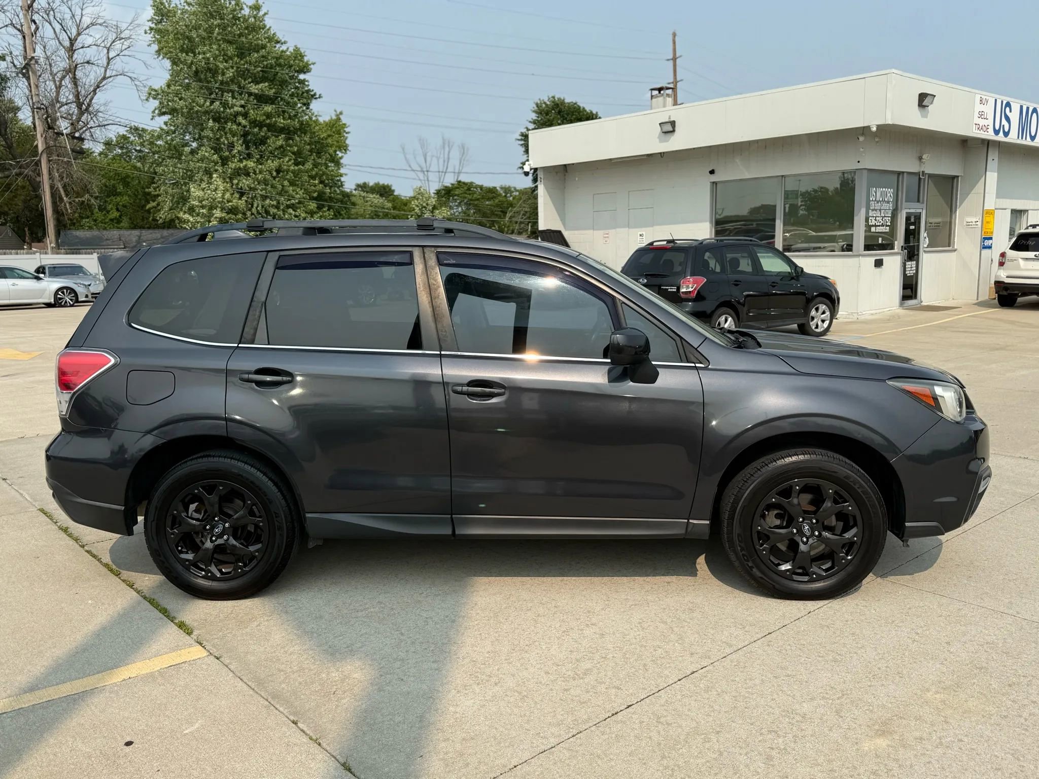 Used 2017 Subaru Forester 2.5i Limited w/ Popular Package #2 image 4
