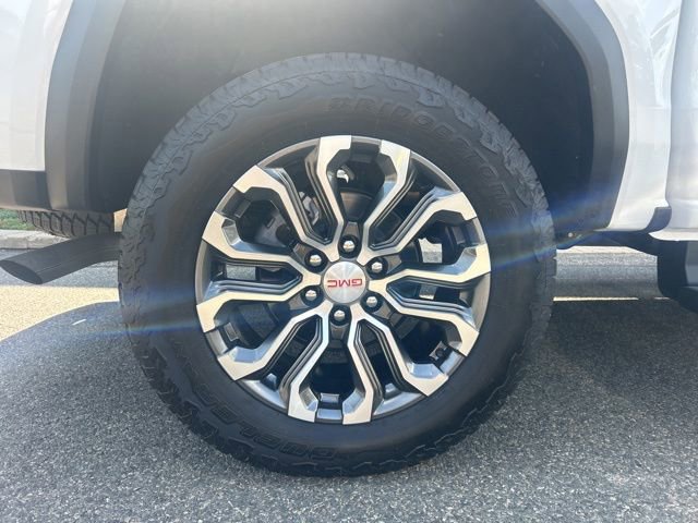 Used 2026 GMC Canyon Denali AWD/4WD image 7