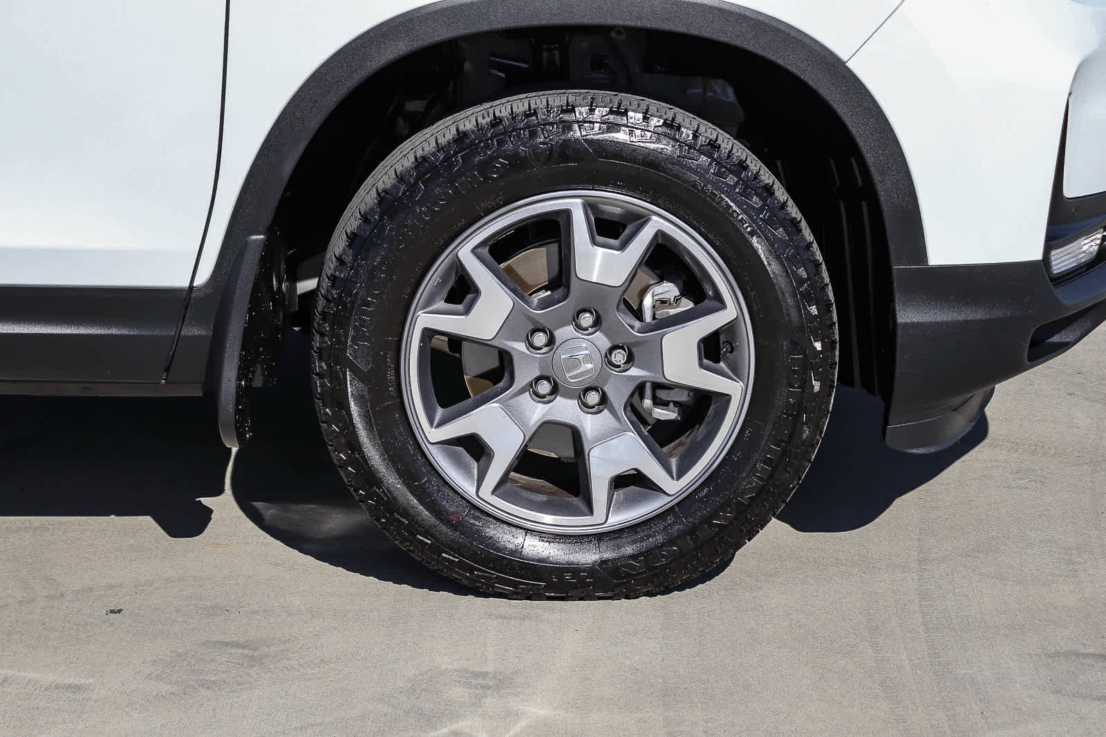 Used 2023 Honda Passport TrailSport image 9