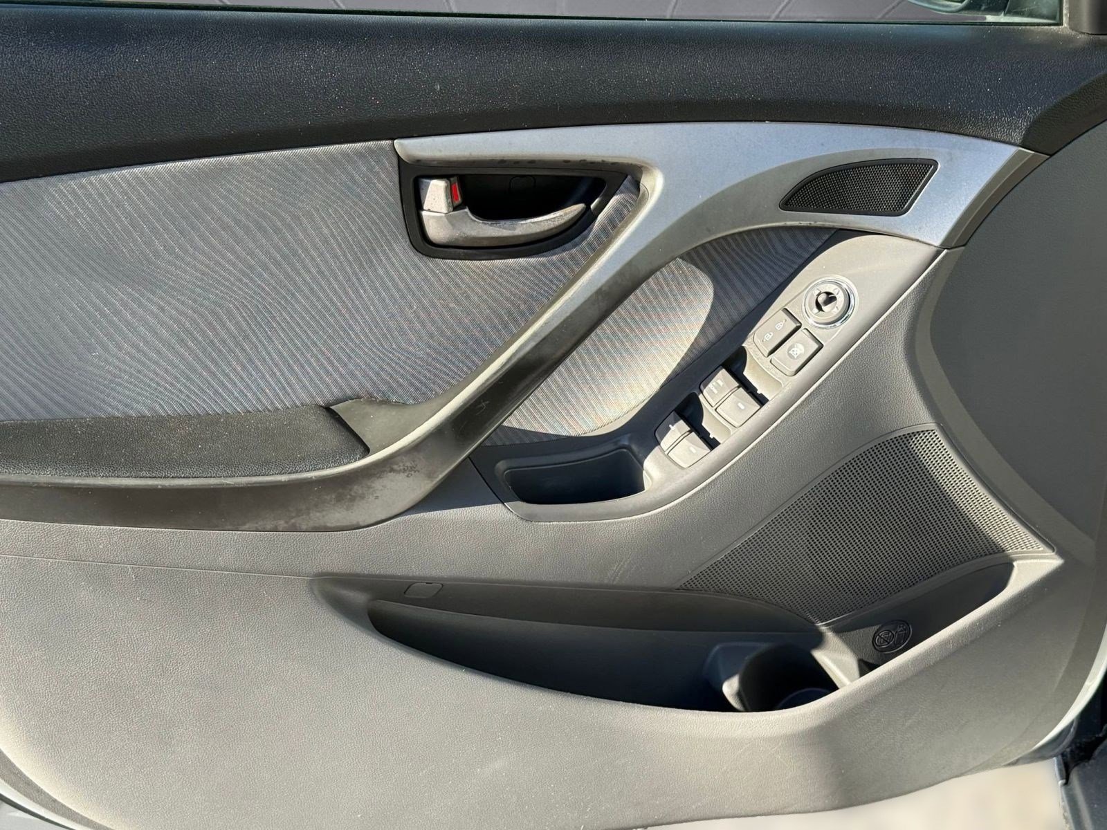 Used 2011 Hyundai Elantra GLS w/ Preferred Equipment Pkg 3 image 13