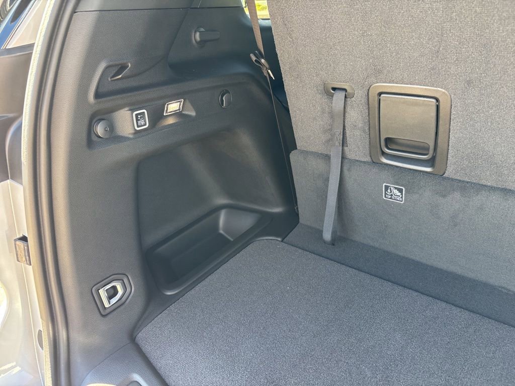 New 2025 Jeep Grand Cherokee L Limited w/ Black Appearance Package image 45