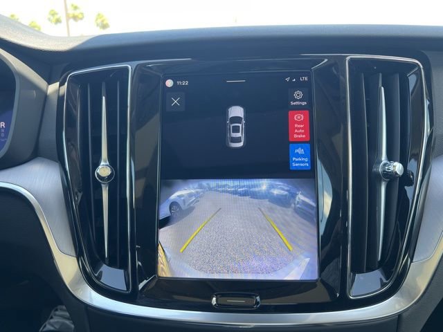 Used 2024 Volvo S60 B5 Core image 15