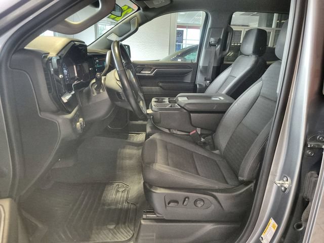 Used 2023 Chevrolet Silverado 1500 LT AWD/4WD image 12