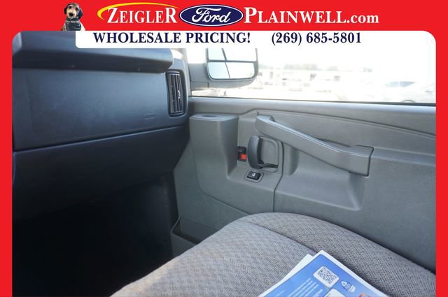 Used 2023 GMC Savana 3500 LT w/ LT Preferred Equipment Group image 29