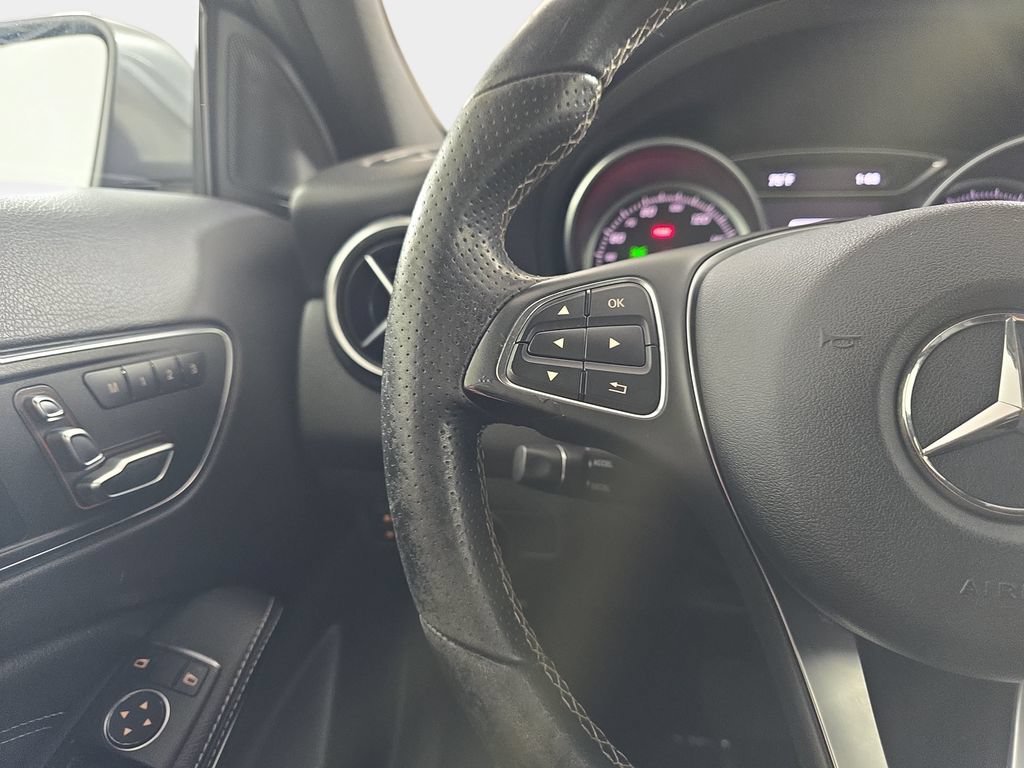 Used 2018 Mercedes-Benz GLA 250 image 20
