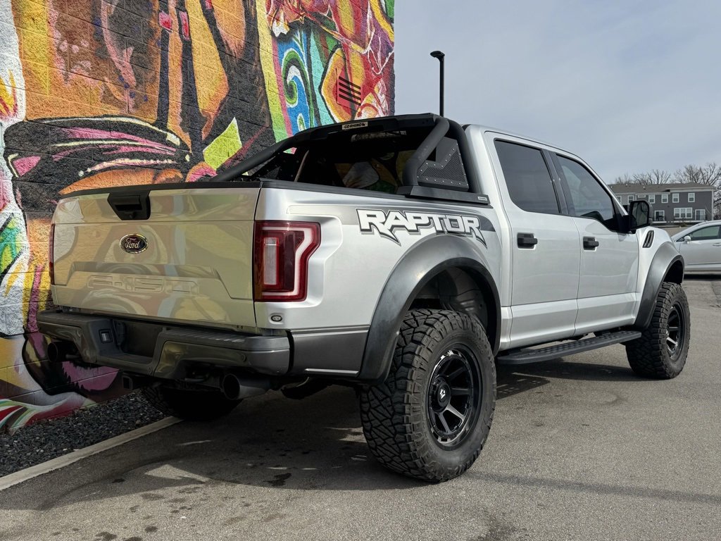 Used 2018 Ford F150 Raptor image 12
