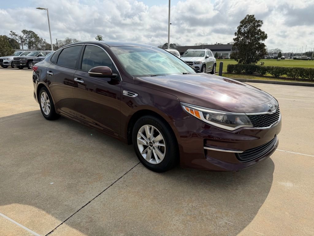 Used 2017 Kia Optima LX w/ Convenience Plus Package image 7