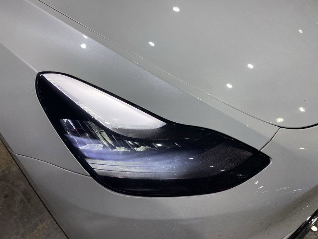 Used 2023 Tesla Model Y Long Range image 19