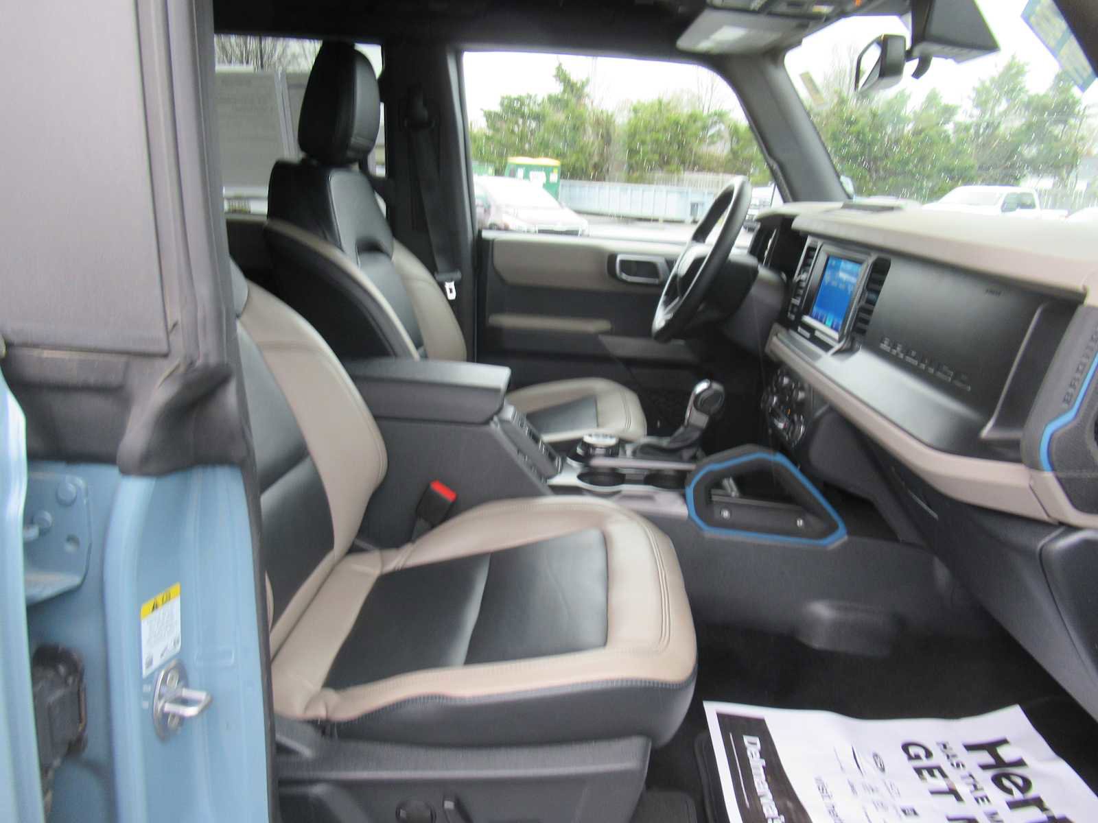 Used 2023 Ford Bronco Wildtrak image 22