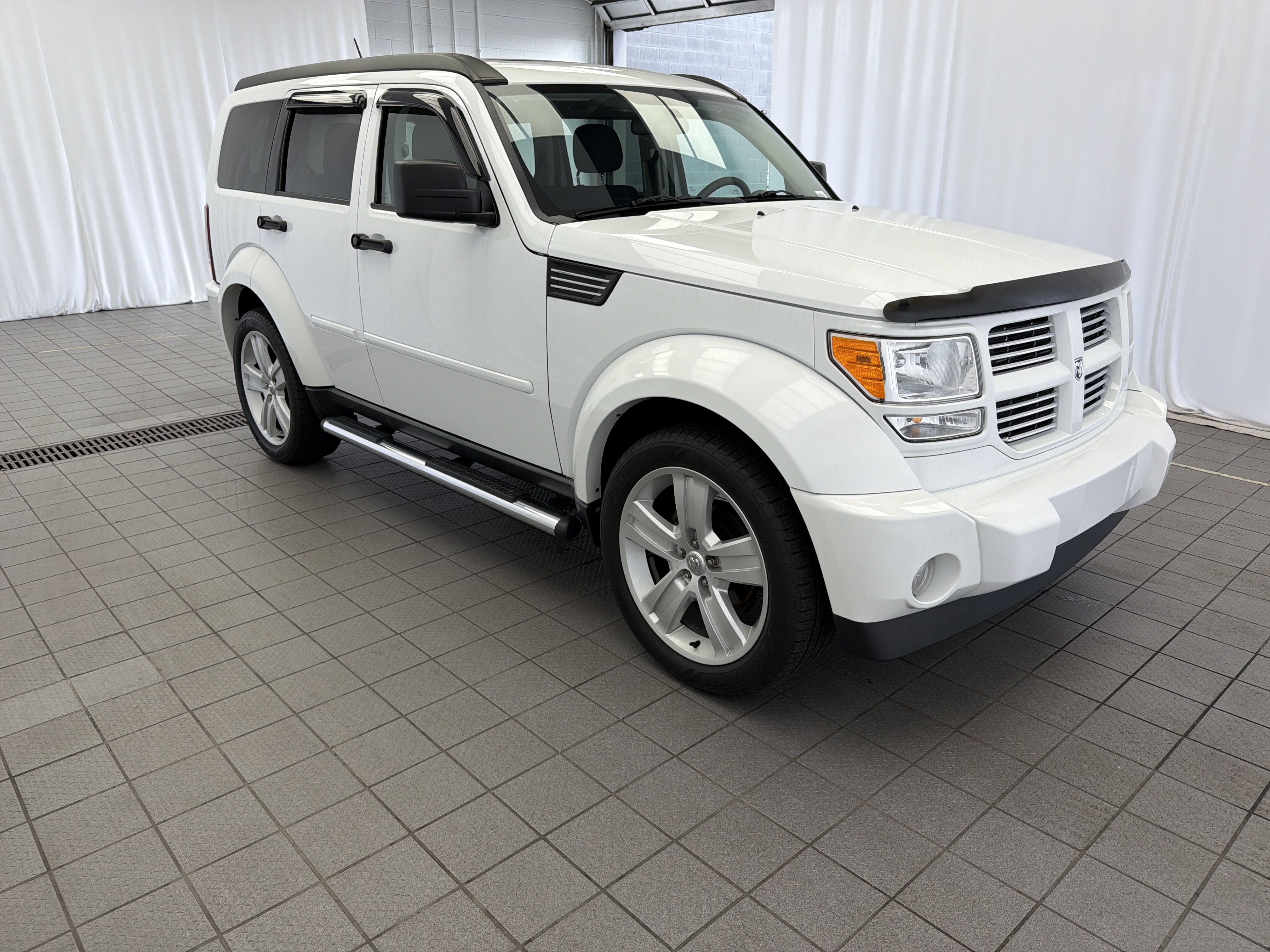 Used 2011 Dodge Nitro Heat w/ Popular Equipment Group RWD image 3