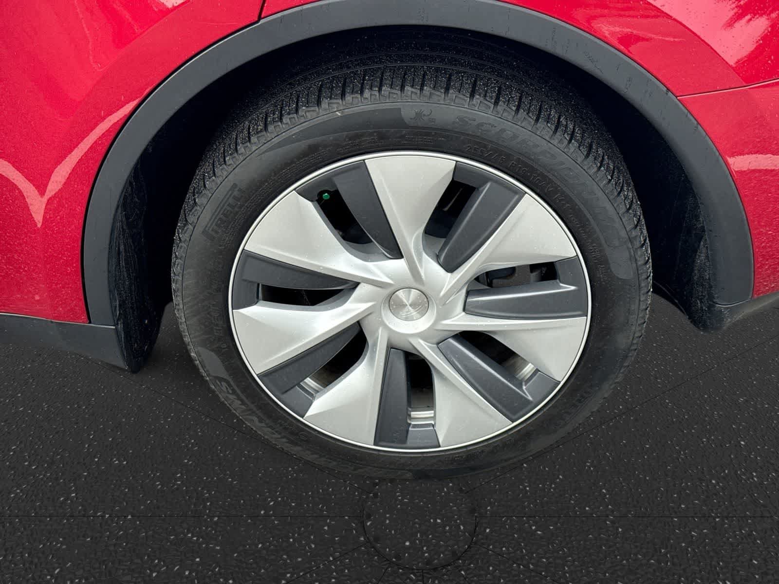 Used 2023 Tesla Model Y Long Range AWD/4WD image 19