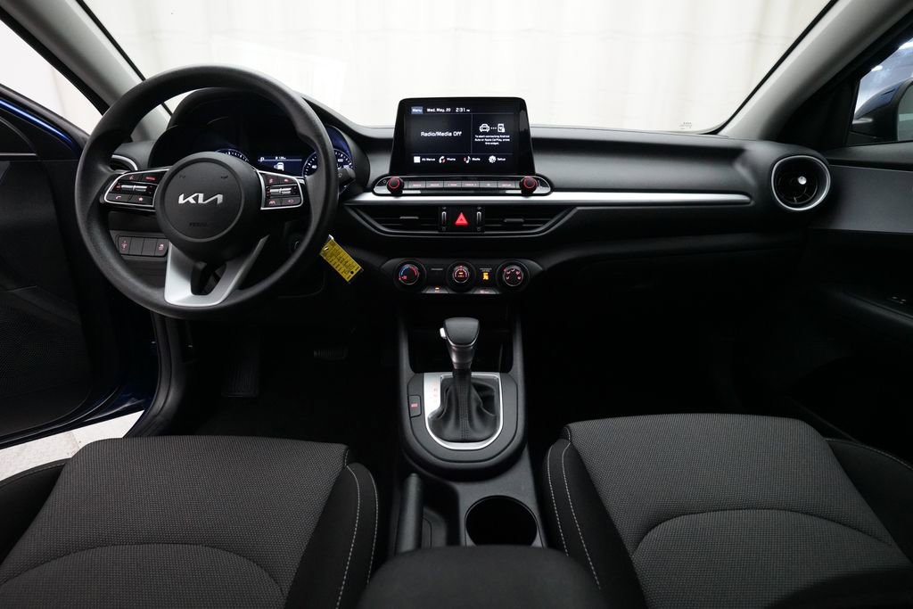 Used 2024 Kia Forte LXS FWD image 5