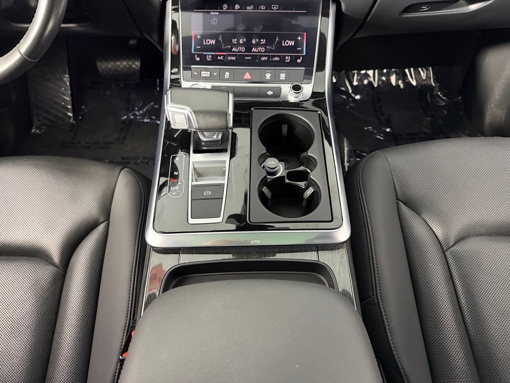 Used 2020 Audi Q7 2.0T Premium Plus w/ Premium Plus Package AWD/4WD image 21