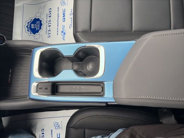 New 2026 Chevrolet Equinox EV LT w/ Convenience Package II image 24