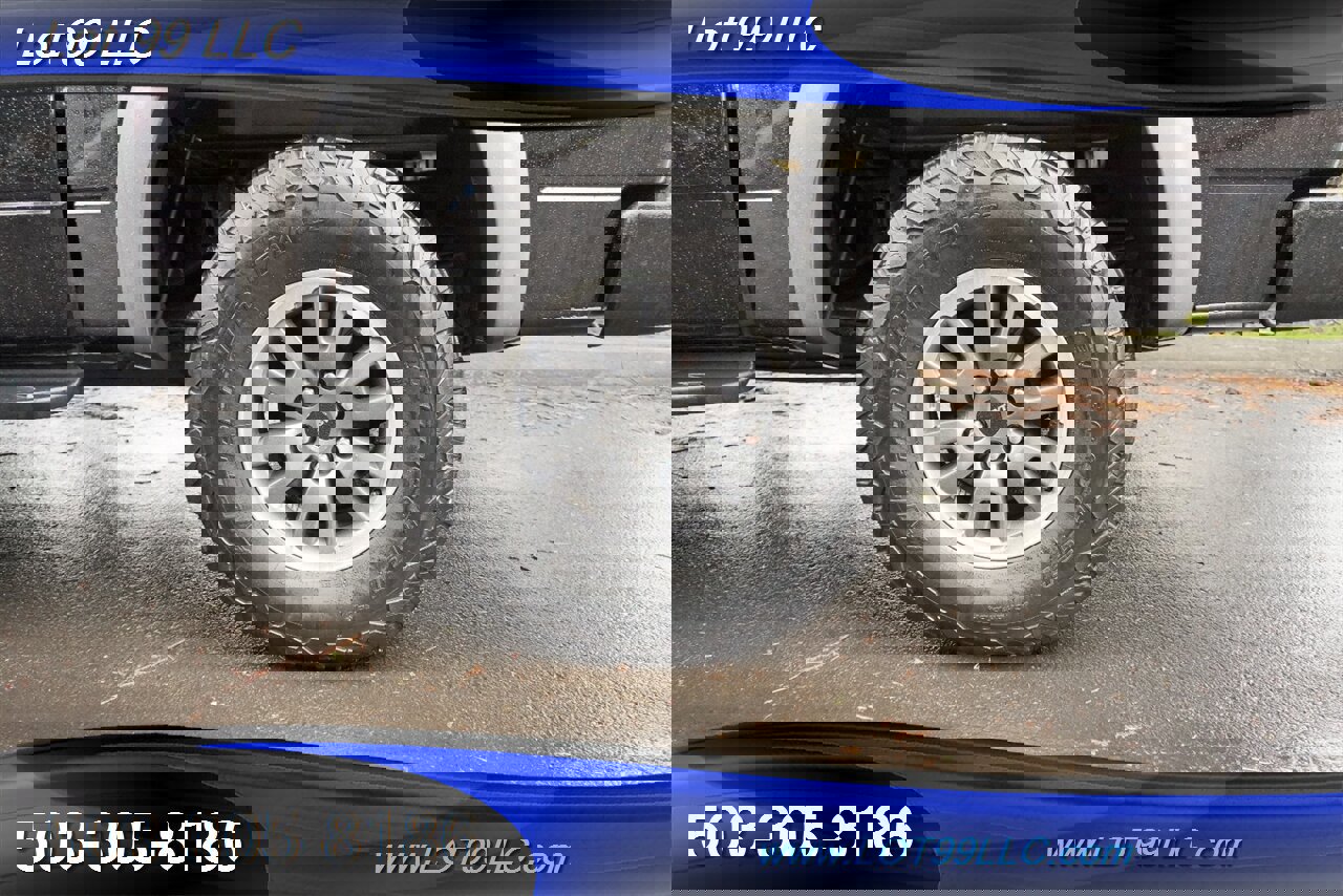 Used 2010 Ford F150 Raptor image 3