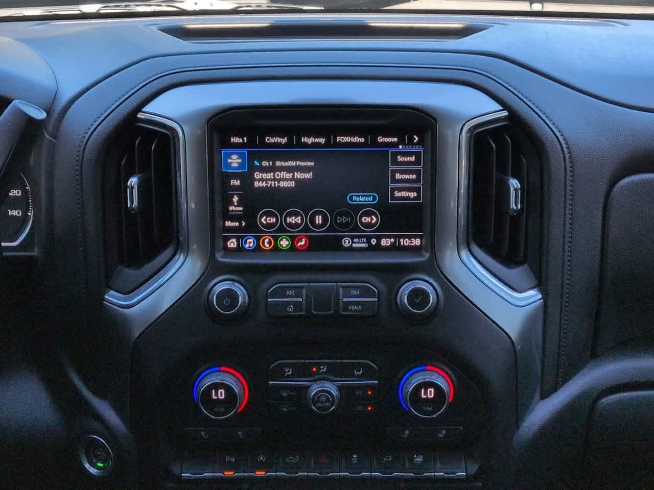 Used 2022 Chevrolet Silverado 1500 RST w/ Redline Edition AWD/4WD image 17