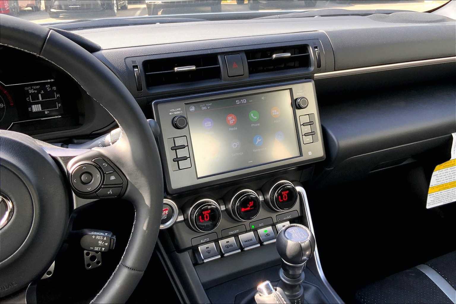 New 2025 Toyota GR86 Premium image 6