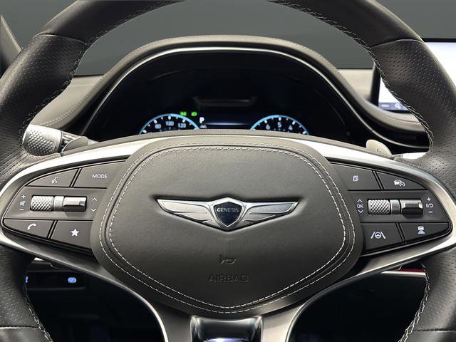 Used 2025 Genesis GV70 2.5T w/ Sport Prestige Package image 17