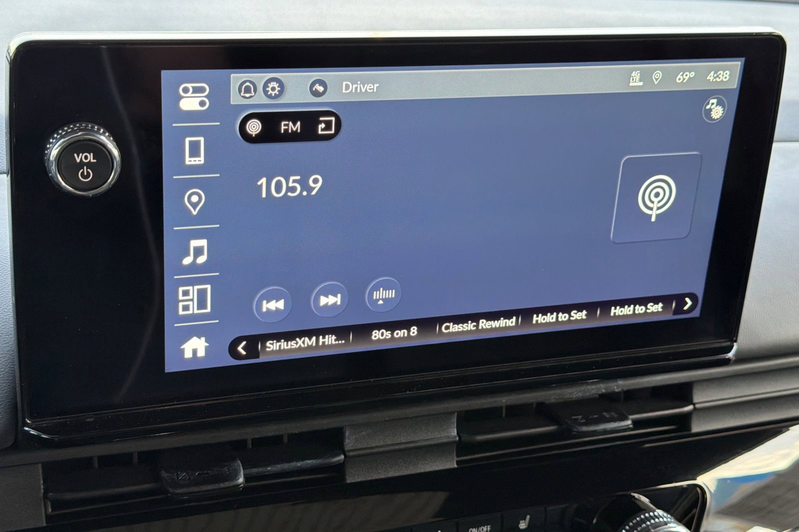 Used 2025 Honda Prologue Touring image 24