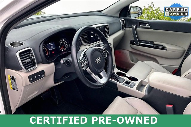 Certified 2022 Kia Sportage EX w/ EX Technology Package image 13