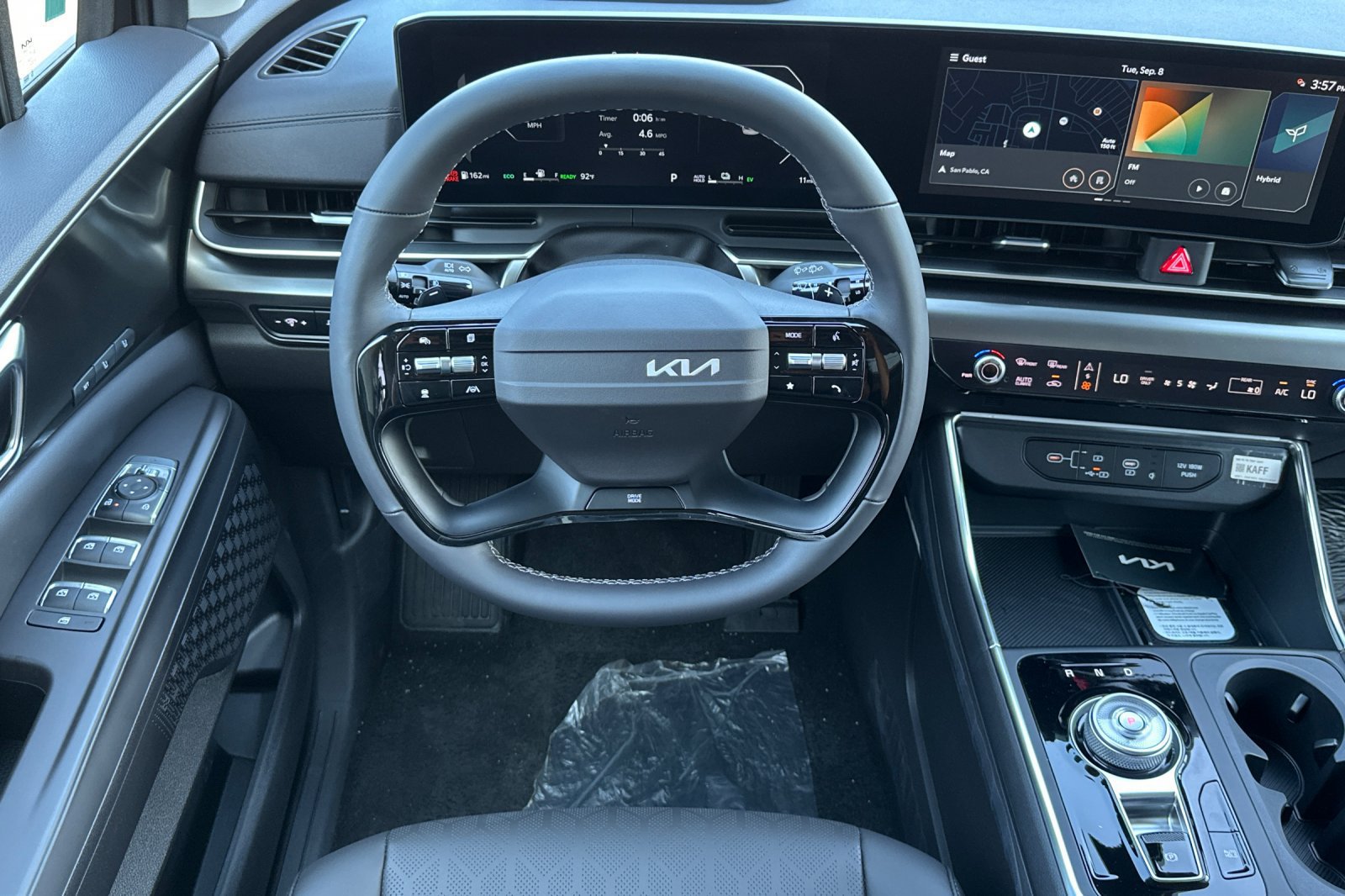 New 2027 Kia Carnival SX FWD image 14