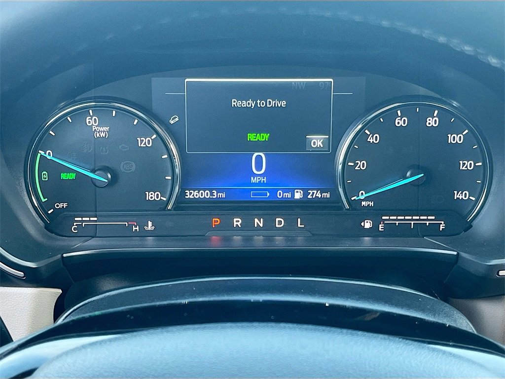 Used 2022 Ford Escape SE w/ Convenience Package image 12