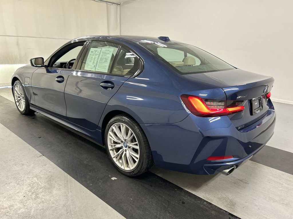 Used 2023 BMW 330e xDrive image 7