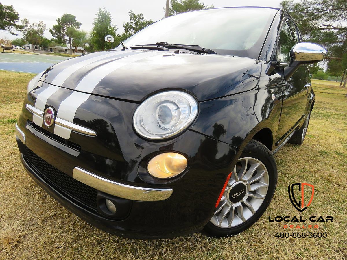 Used 2013 FIAT 500 Lounge FWD image 1