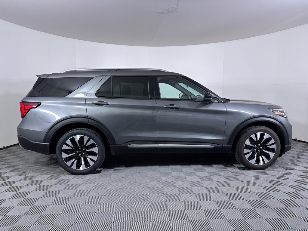 Used 2025 Ford Explorer Platinum w/ LUX Leather Package AWD/4WD image 15