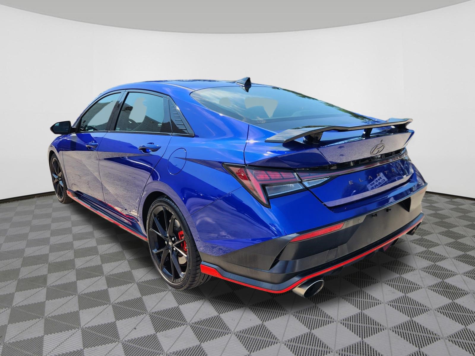 Certified 2024 Hyundai Elantra N FWD image 3