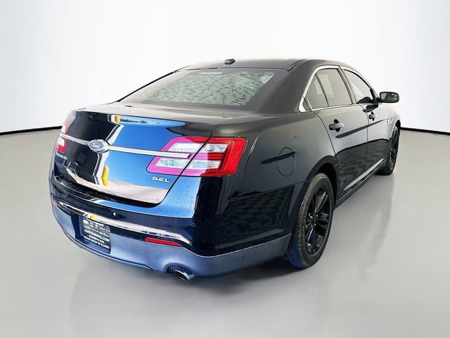 Used 2016 Ford Taurus SEL FWD image 7