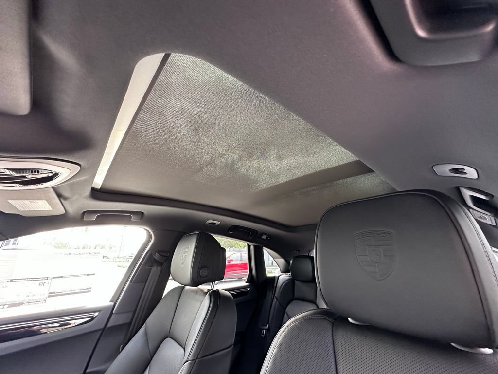 Used 2026 Porsche Macan S AWD/4WD image 26