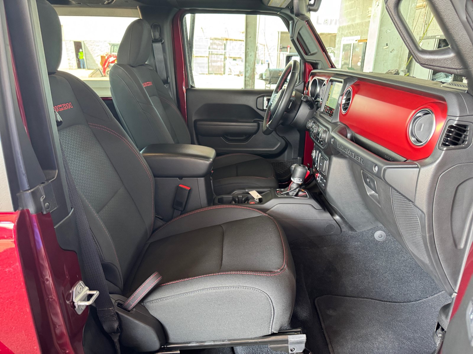 Certified 2022 Jeep Wrangler Rubicon AWD/4WD image 27
