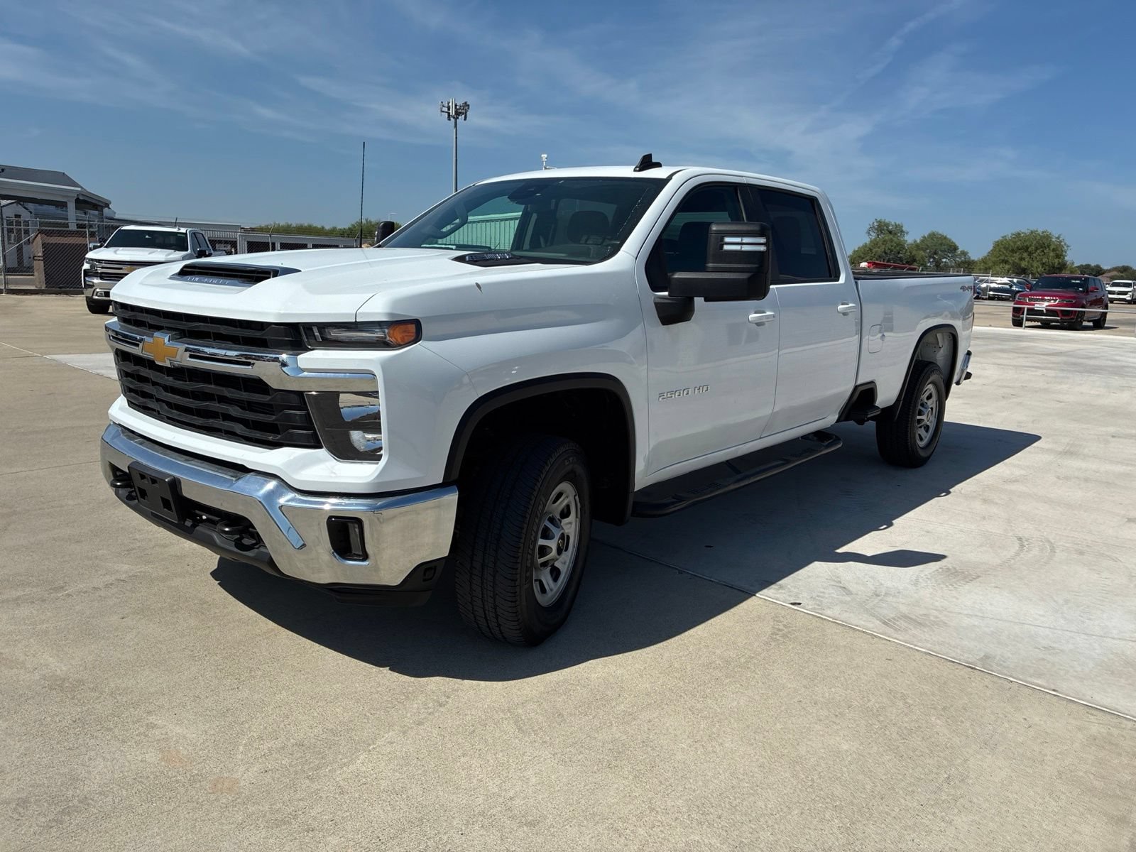 Used 2025 Chevrolet Silverado 2500 LT w/ Convenience Package AWD/4WD image 7