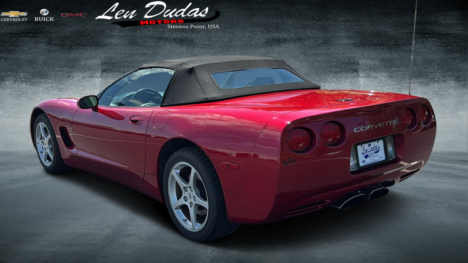 Used 2001 Chevrolet Corvette Convertible w/ Preferred Equipment Group2 RWD image 3