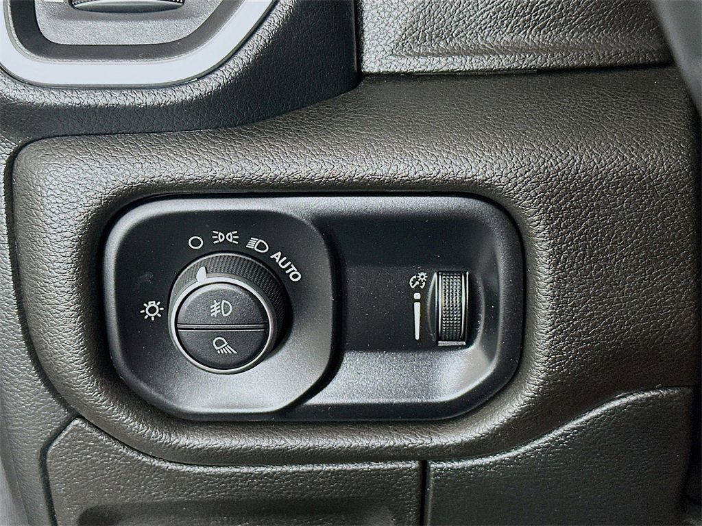 Used 2022 RAM 1500 Big Horn image 10