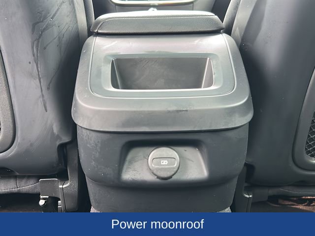 Used 2022 Volvo S60 B5 Inscription image 31