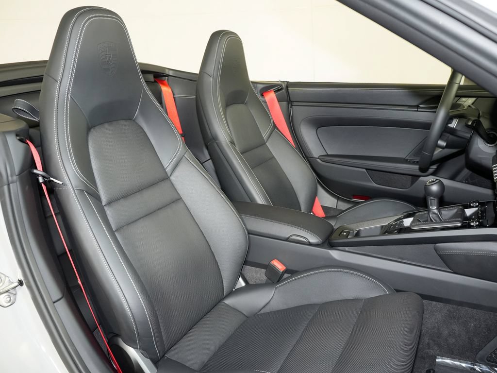 Certified 2022 Porsche 911 Carrera GTS RWD image 47