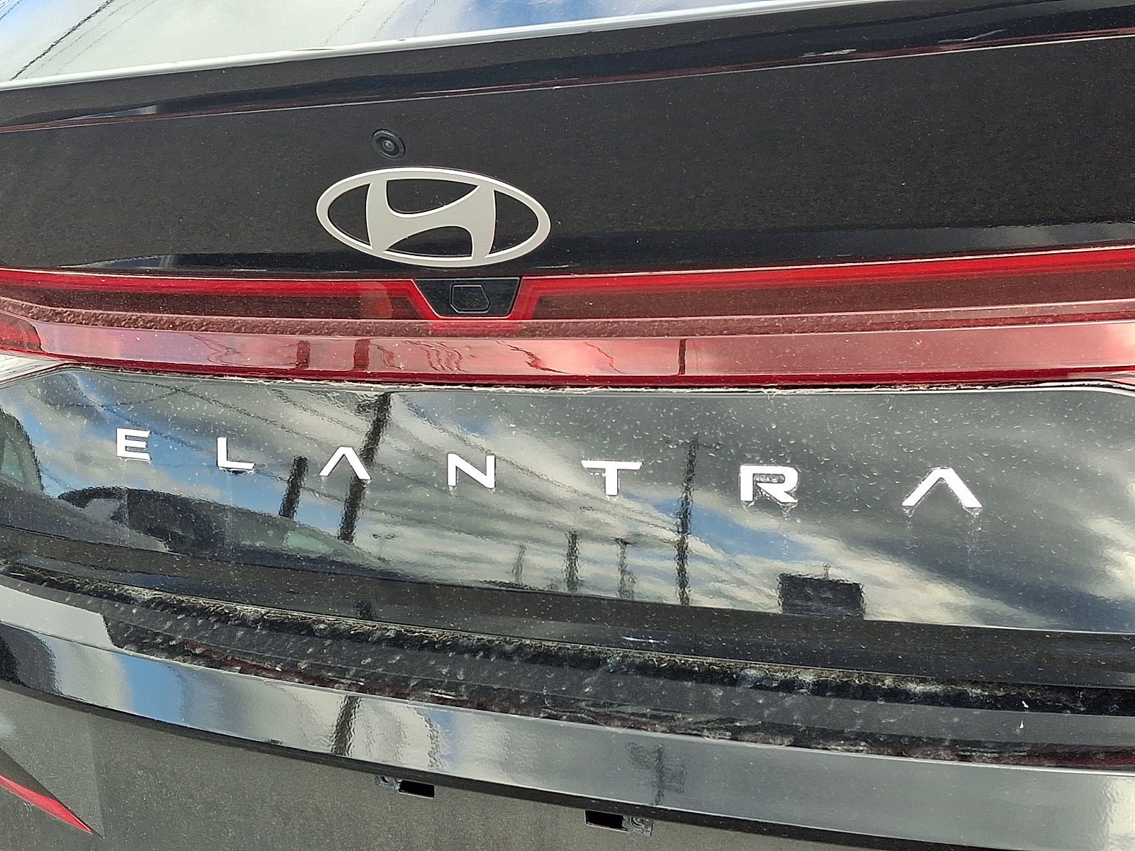 Certified 2025 Hyundai Elantra Sport FWD image 30