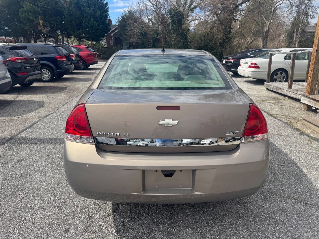 Used 2007 Chevrolet Impala LT image 4