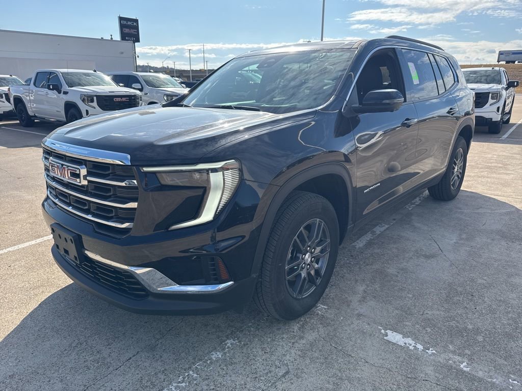 Used 2025 GMC Acadia Elevation image 1