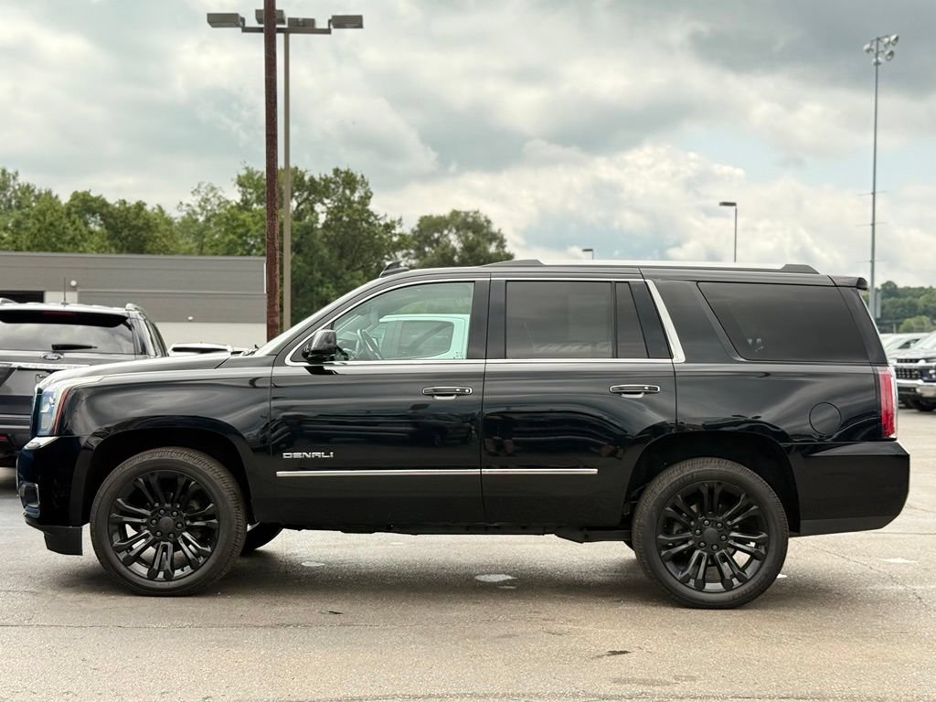 Used 2018 GMC Yukon Denali w/ Denali Ultimate Package AWD/4WD image 39