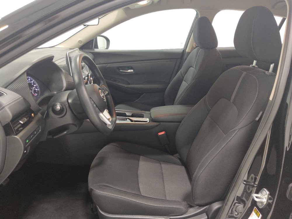 Used 2024 Nissan Sentra SV FWD image 17