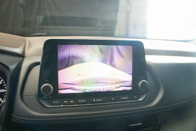 Used 2022 Nissan Rogue SV image 33