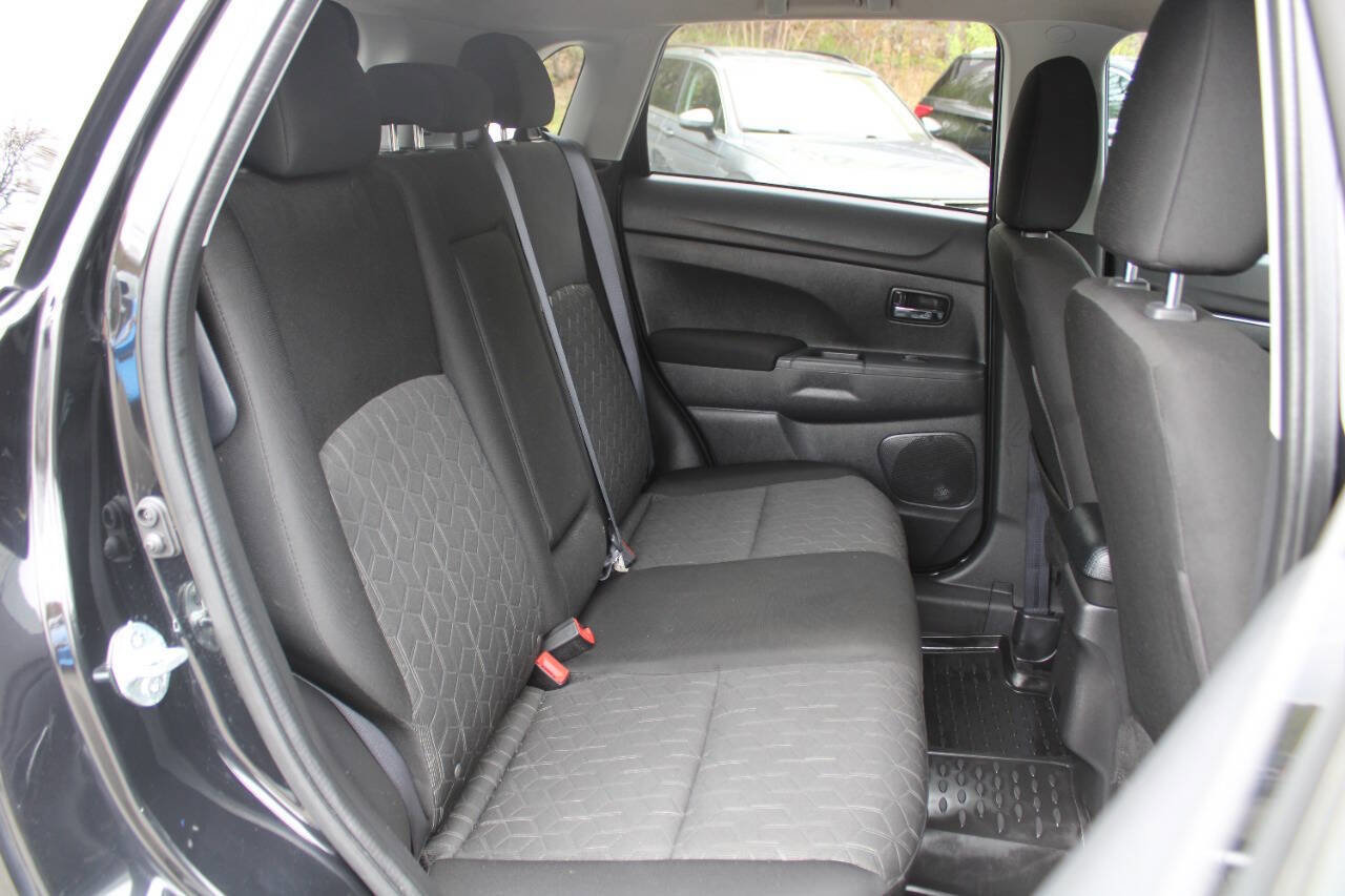 Used 2024 Mitsubishi Outlander Sport AWD image 27