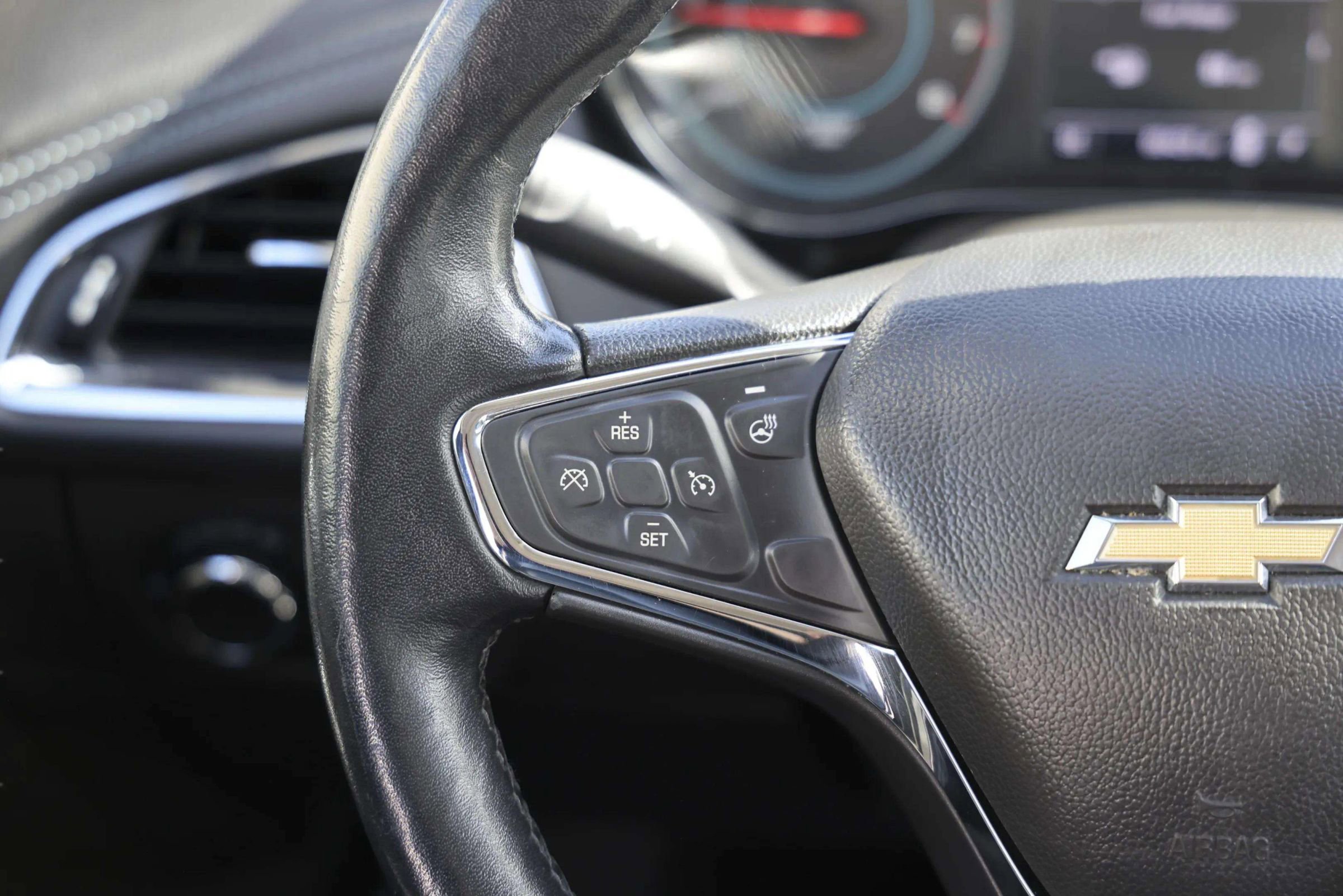 Used 2017 Chevrolet Cruze Premier image 24