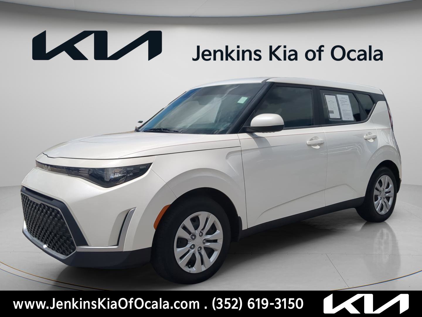 Certified 2023 Kia Soul LX FWD image 7