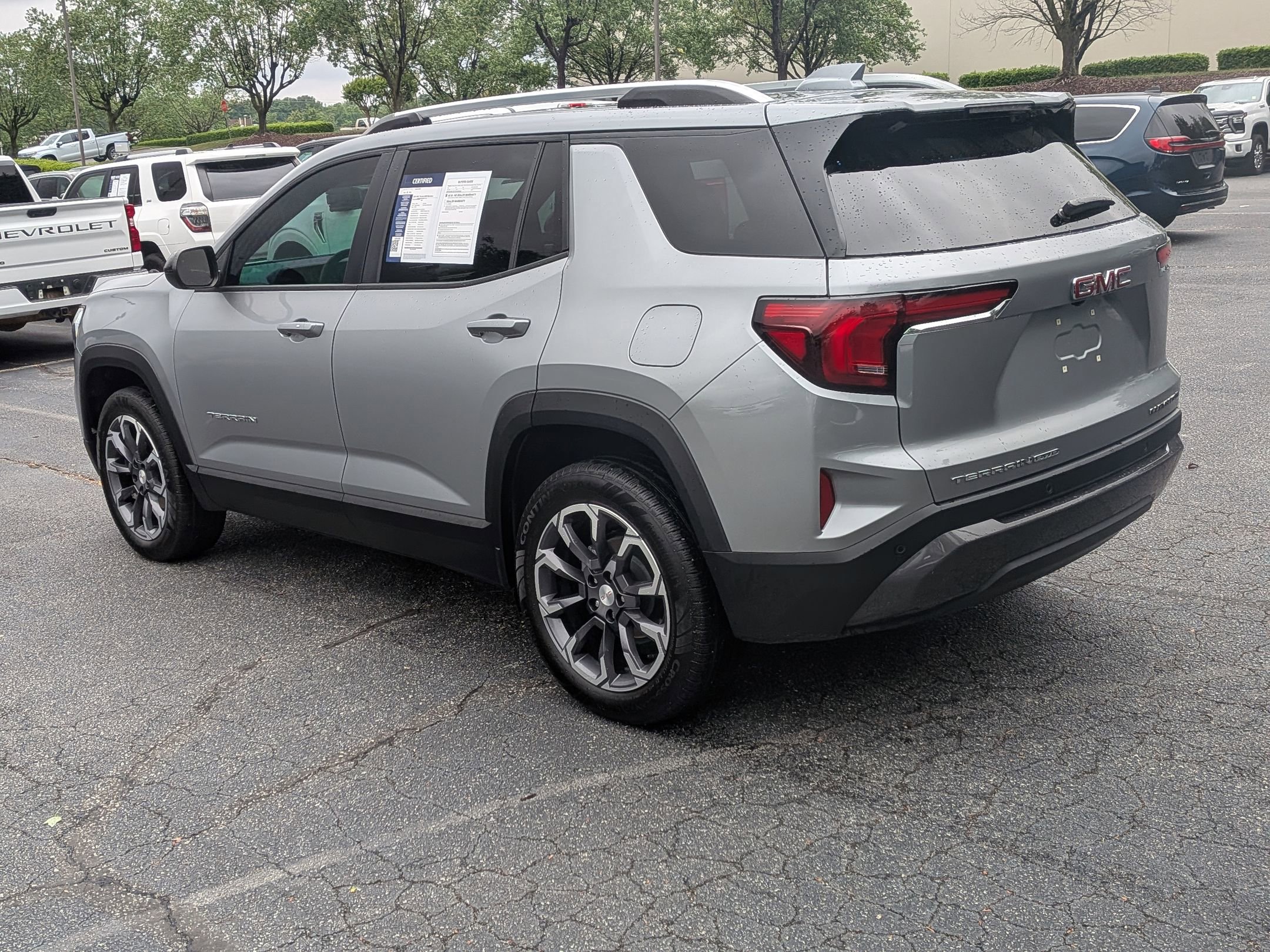 Certified 2025 GMC Terrain Elevation w/ Elevation Premium Package AWD/4WD image 7